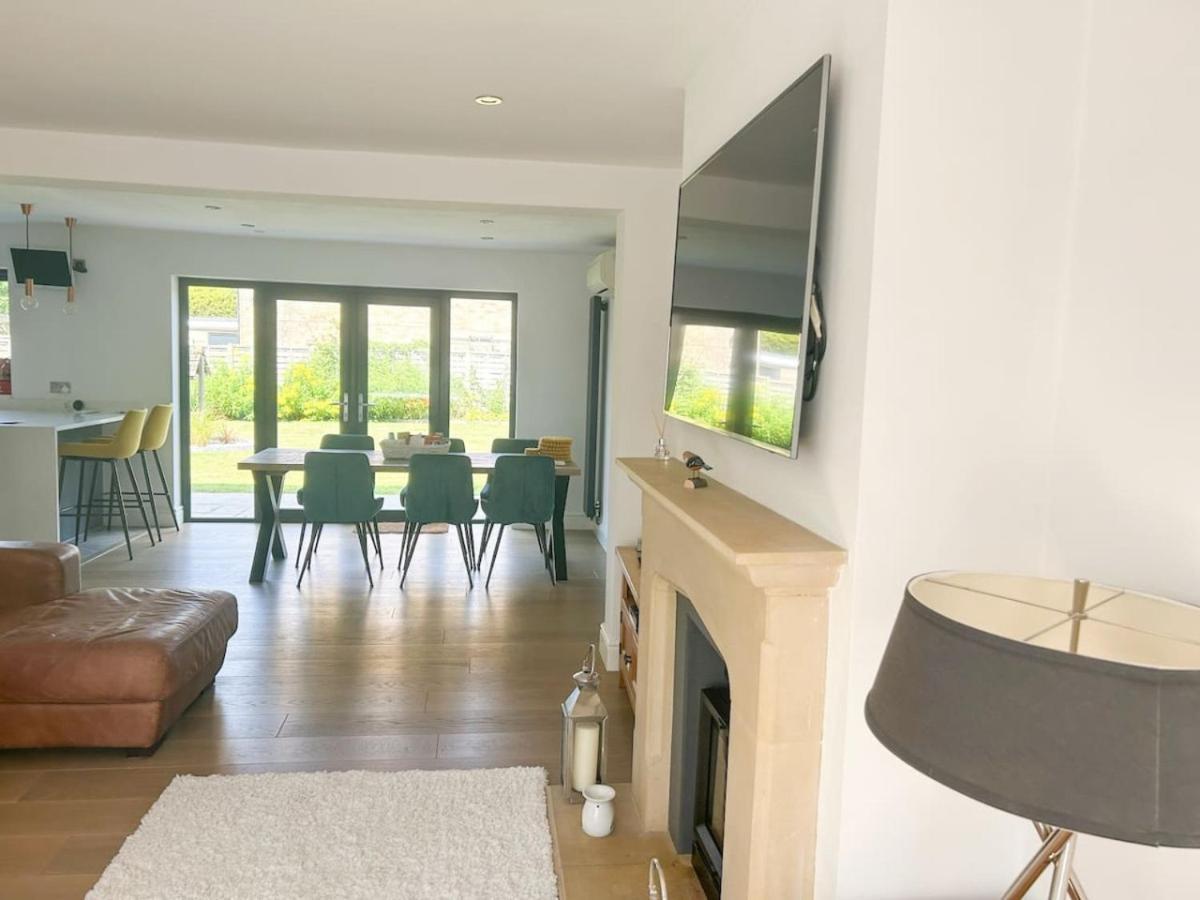 Luxe 5 Bed House In Guildford. Morden Amenities Villa Normandy Buitenkant foto