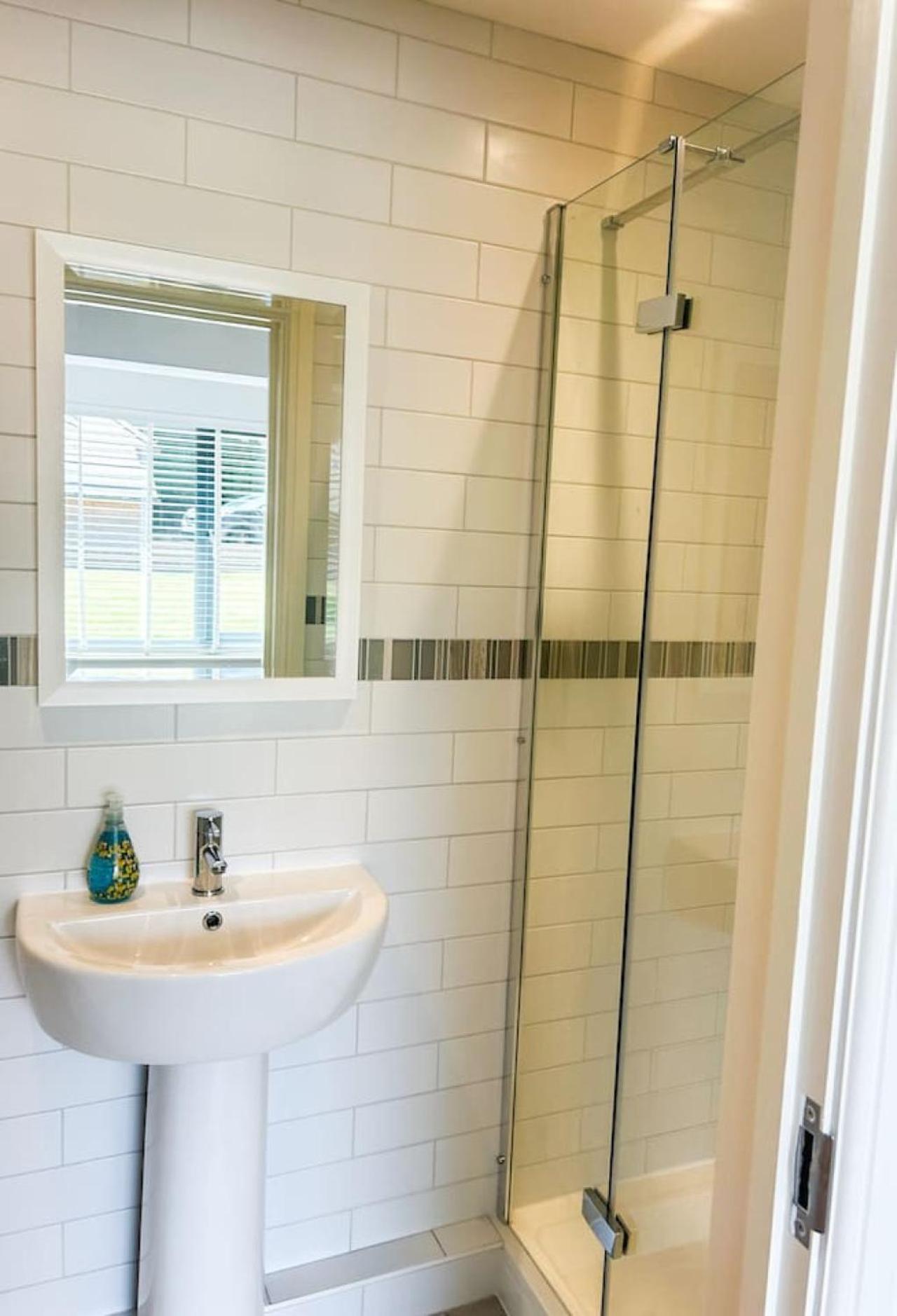 Luxe 5 Bed House In Guildford. Morden Amenities Villa Normandy Buitenkant foto